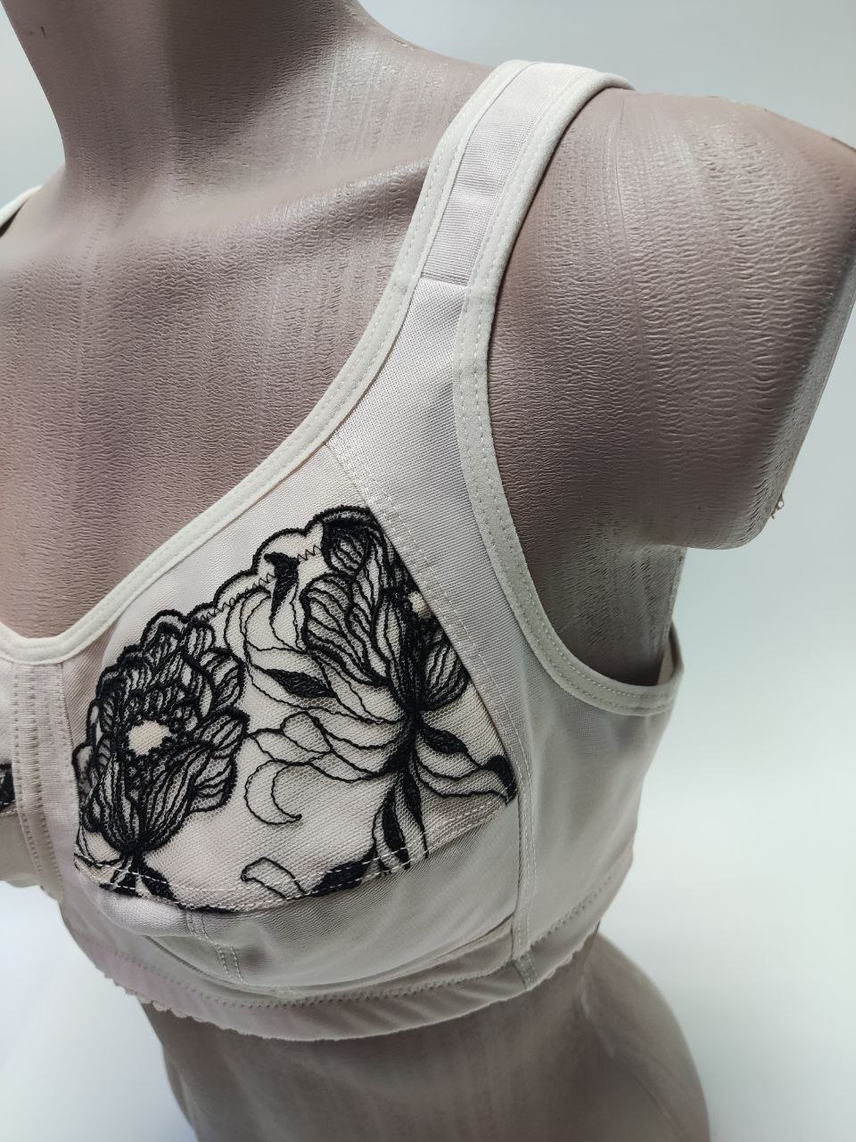 Бюстгальтер после мастэктомии Черное на фраппе ЛФ0793 В251 фото 5