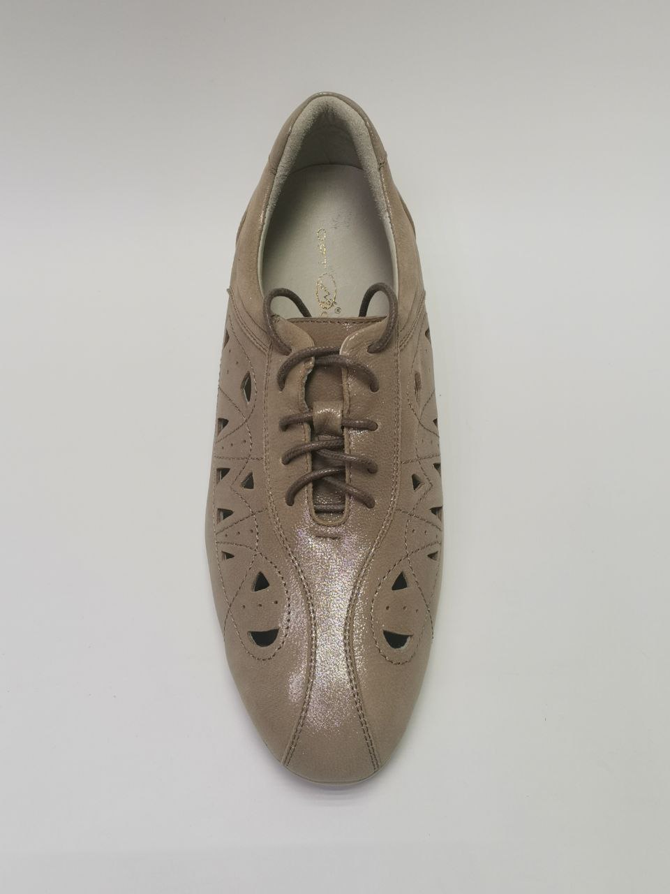 Туфли ортопедические женские Ортомода 8267 КП/ш бежевые увеличенной полноты с перфорацией фото 8