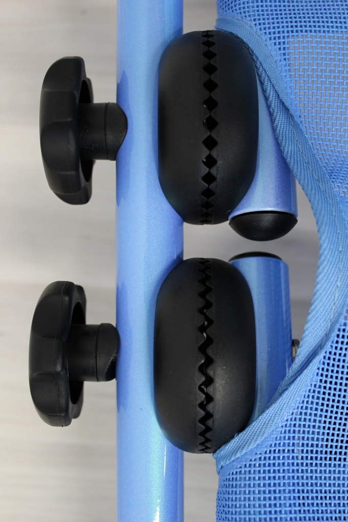 Детская подставка для ванны Ortonica Dolphin