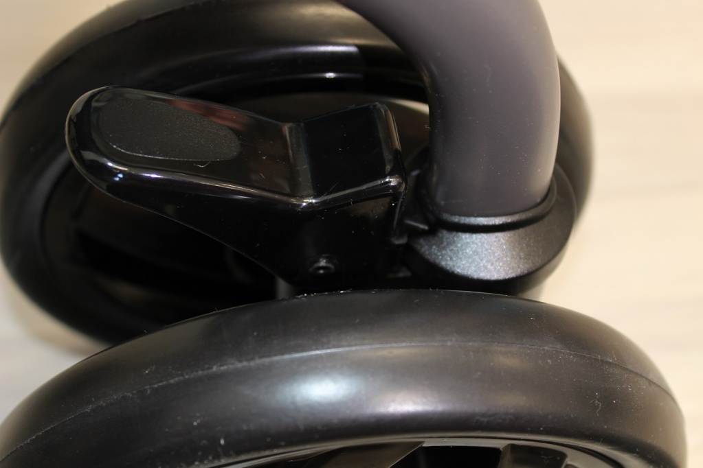 коляска Pliko